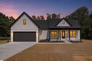 147 Bridwell Rd, Woodruff, SC 29388 - Photo 2