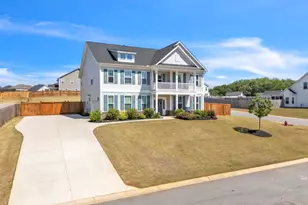 400 N Oak Crst Dr, Belton, SC 29627 - Photo 2