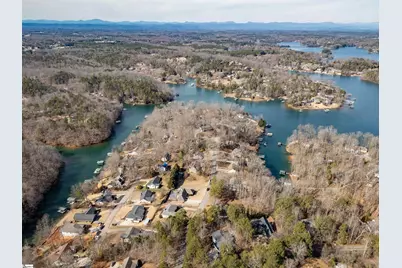 111 Shorecrest Drive, Seneca, SC 29672 - Photo 32