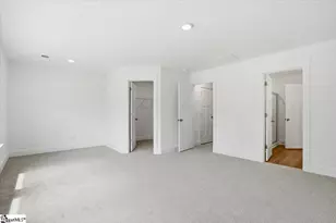 8 Shoemaker Rd, Greenville, SC 29617 - Photo 12