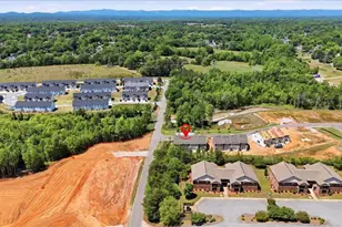 8 Shoemaker Rd, Greenville, SC 29617 - Photo 26