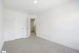 8 Shoemaker Rd, Greenville, SC 29617 - Photo 18