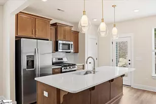 16 Shoemaker Rd, Greenville, SC 29617 - Photo 6