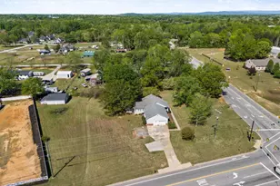 2604 Roper Mountain Rd, Simpsonville, SC 29681 - Photo 34