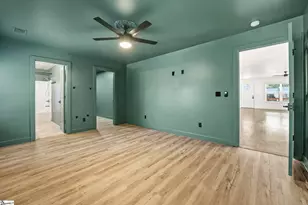 211 Pennwood Ln, Greenville, SC 29609 - Photo 12