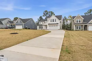 319 Summerall Dr, Anderson, SC 29621 - Photo 2