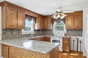 661 Arlington Rd, Greer, SC 29651 - Photo 8