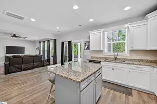 904 Lockhurst Dr, Simpsonville, SC 29681 - Photo 18
