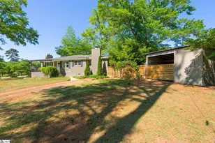 11 Mauldin Cir, Greenville, SC 29609 - Photo 6