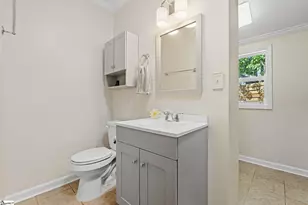 11 Mauldin Cir, Greenville, SC 29609 - Photo 32