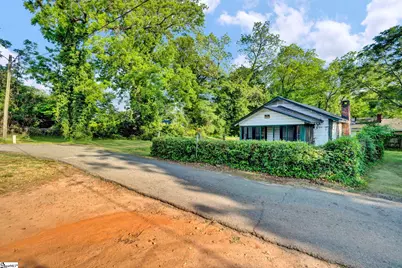 7 Dobbs Street, Greenville, SC 29605 - Photo 22