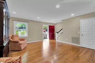 815 Edwards Rd, Greenville, SC 29615 - Photo 4
