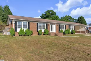 4 Dickens Ln, Taylors, SC 29687 - Photo 2