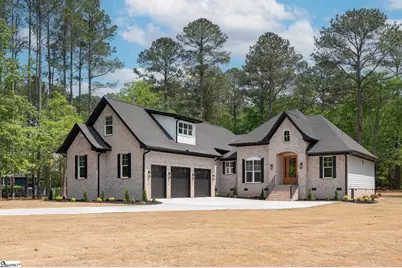 201 Compass Point, Greenwood, SC 29666 - Photo 2