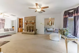 107 S Pointe Ct, Moore, SC 29369 - Photo 4