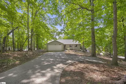 1312 S Arrowhead Drive, Westminster, SC 29693 - Photo 2