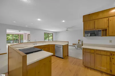 1312 S Arrowhead Drive, Westminster, SC 29693 - Photo 10