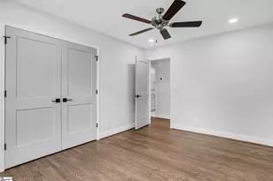 24 Farmington Rd, Greenville, SC 29605 - Photo 20