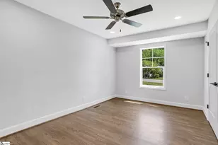 24 Farmington Rd, Greenville, SC 29605 - Photo 18
