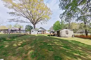 805 Buncombe Street Ext, Woodruff, SC 29388 - Photo 18