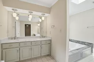 211 Bennett Cir, Spartanburg, SC 29307 - Photo 18