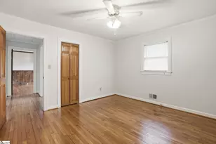 211 Bennett Cir, Spartanburg, SC 29307 - Photo 22
