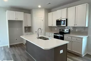 132 Edgewood Farms Ct, Easley, SC 29640 - Photo 4