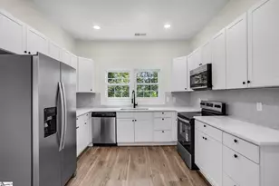 1 Ninth St, Greenville, SC 29611 - Photo 4
