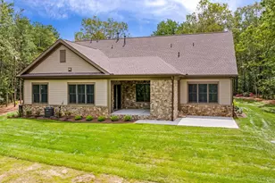 608 Plumley Summit Rd, Landrum, SC 29356 - Photo 36