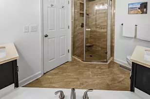 127 Oak Dr, Greer, SC 29650 - Photo 10