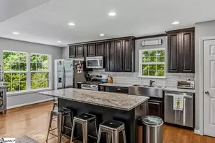 127 Oak Dr, Greer, SC 29650 - Photo 6