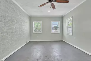 2601 E Lee Rd, Taylors, SC 29687 - Photo 18