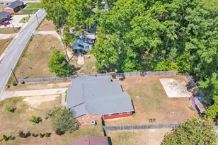 2601 E Lee Rd, Taylors, SC 29687 - Photo 28