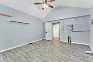 2601 E Lee Rd, Taylors, SC 29687 - Photo 20