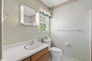 105 Derby Ln, Clinton, SC 29325 - Photo 18