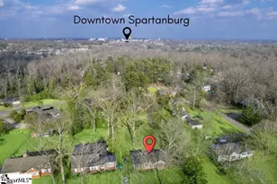 315 Briarwood Rd, Spartanburg, SC 29301 - Photo 4