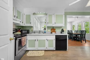 100 Woodburn Dr, Taylors, SC 29687 - Photo 6