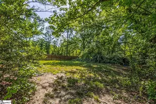 2 Kitty Ln, Taylors, SC 29687 - Photo 4