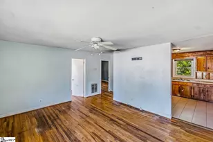 2 Kitty Ln, Taylors, SC 29687 - Photo 10
