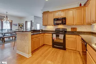 15 Valcourt Cir, Simpsonville, SC 29680 - Photo 12