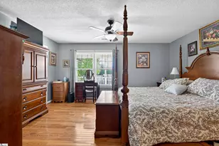 137 S Manley Dr, Taylors, SC 29687 - Photo 14