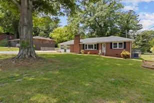 1102 Elmore St, Gaffney, SC 29340 - Photo 2