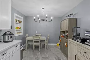 1102 Elmore St, Gaffney, SC 29340 - Photo 10
