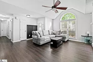 219 Oak Ridge Dr, Greenwood, SC 29649 - Photo 4