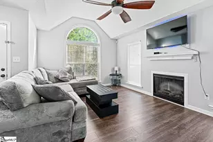219 Oak Ridge Dr, Greenwood, SC 29649 - Photo 2