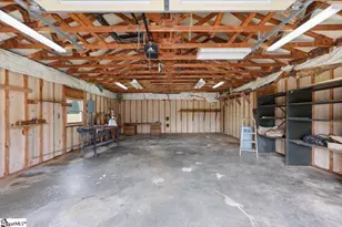 554 Berry Shoals Rd, Duncan, SC 29334 - Photo 34