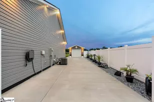223 R C Thompson Rd, Chesnee, SC 29323 - Photo 36