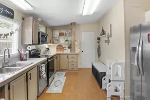 1504 E Saluda Lake Rd, Greenville, SC 29611 - Photo 16