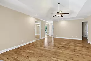 324 Golden Carriage Run, Boiling Springs, SC 29349 - Photo 4