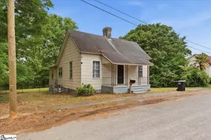 4 McGee St, Belton, SC 29627 - Photo 2